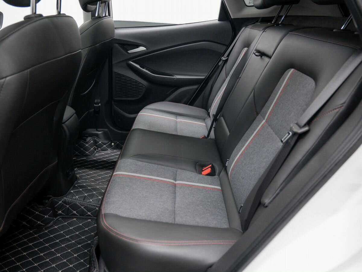 Б/У Шевроле Трэкер 2019 года. Фото: #15