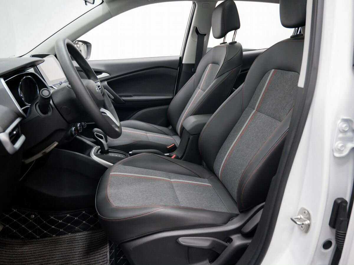 Б/У Шевроле Трэкер 2019 года. Фото: #17