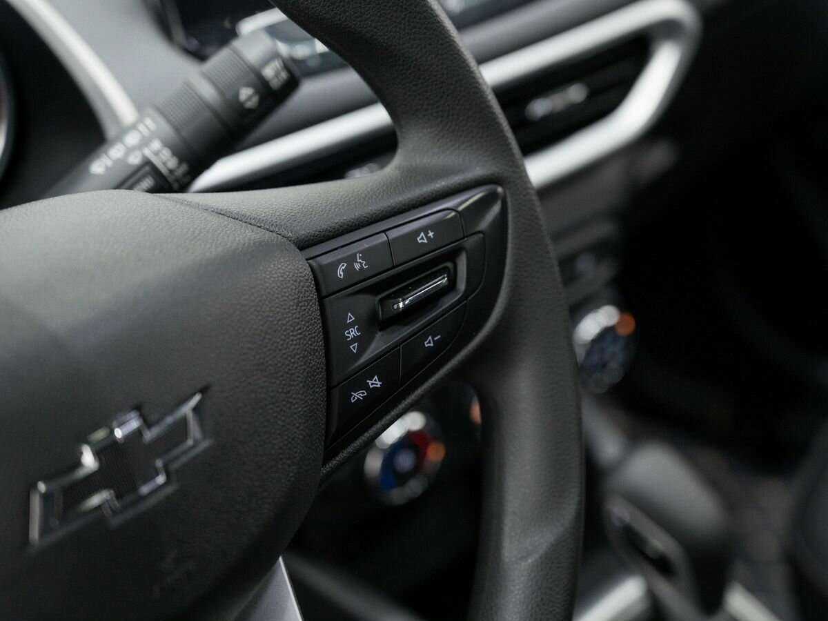 Б/У Шевроле Трэкер 2019 года. Фото: #20