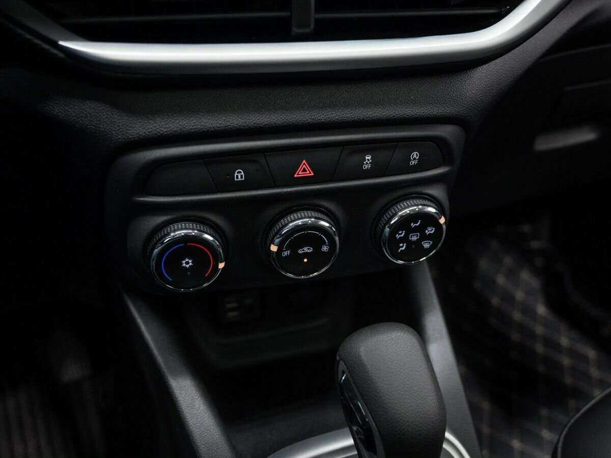 Б/У Шевроле Трэкер 2019 года. Фото: #23