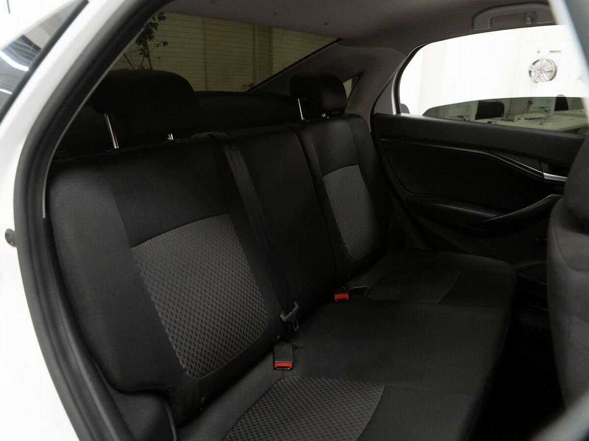 Lada (ВАЗ) Vesta 2021 года с пробегом. Фото: #7