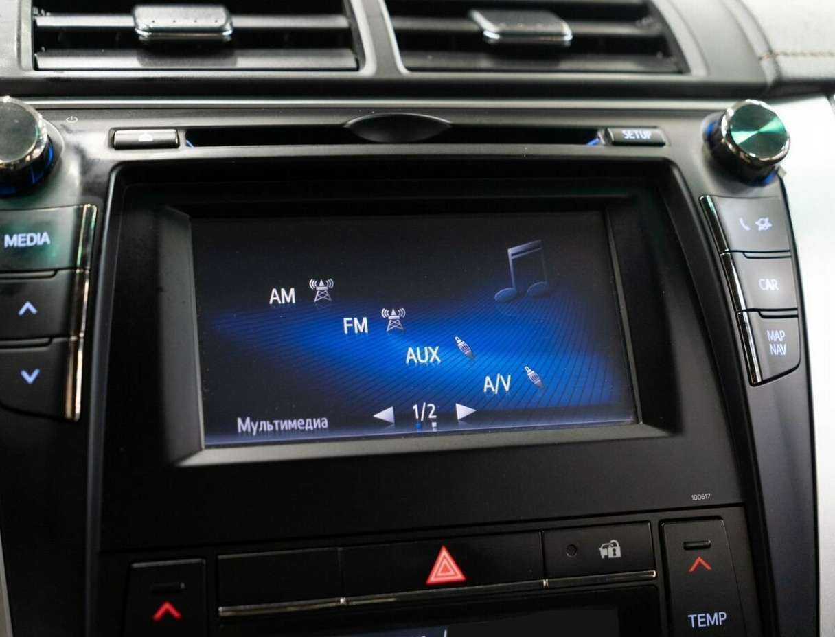 Toyota Camry 2016 года с пробегом. Фото: #9