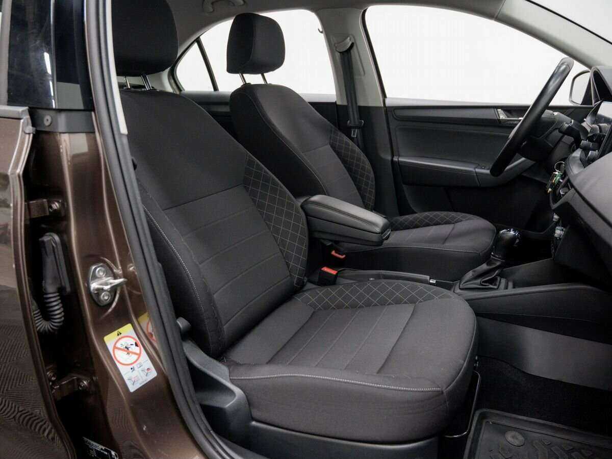 Б/У Шкода Рапид 2021 года. Фото: #7