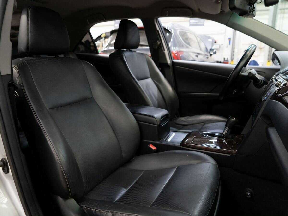 Toyota Camry 2015 года с пробегом. Фото: #9