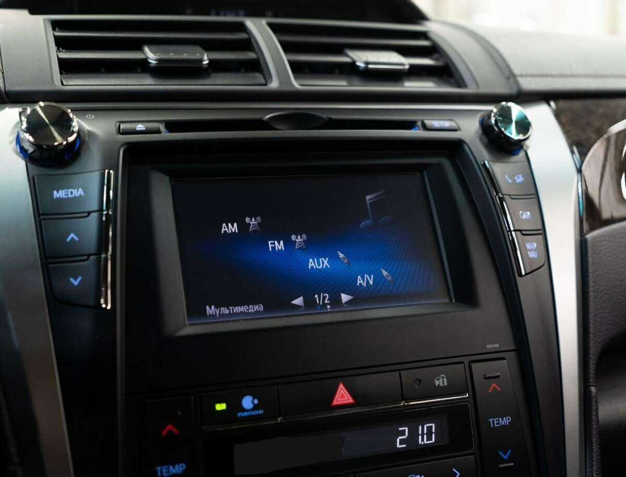 Toyota Camry 2015 года с пробегом. Фото: #13