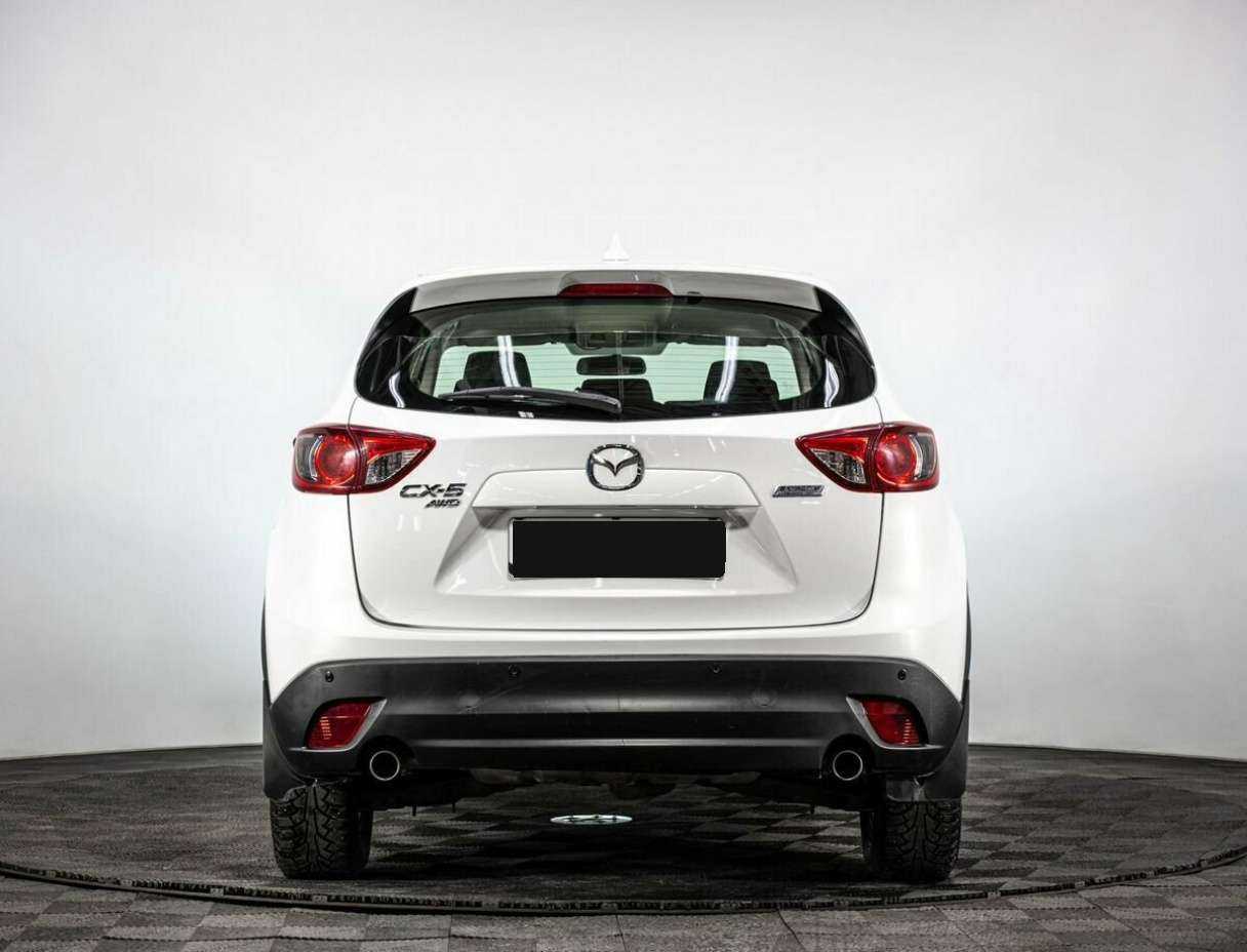 Б/У Мазда Ц-Икс-5 2016 года. Фото: #4