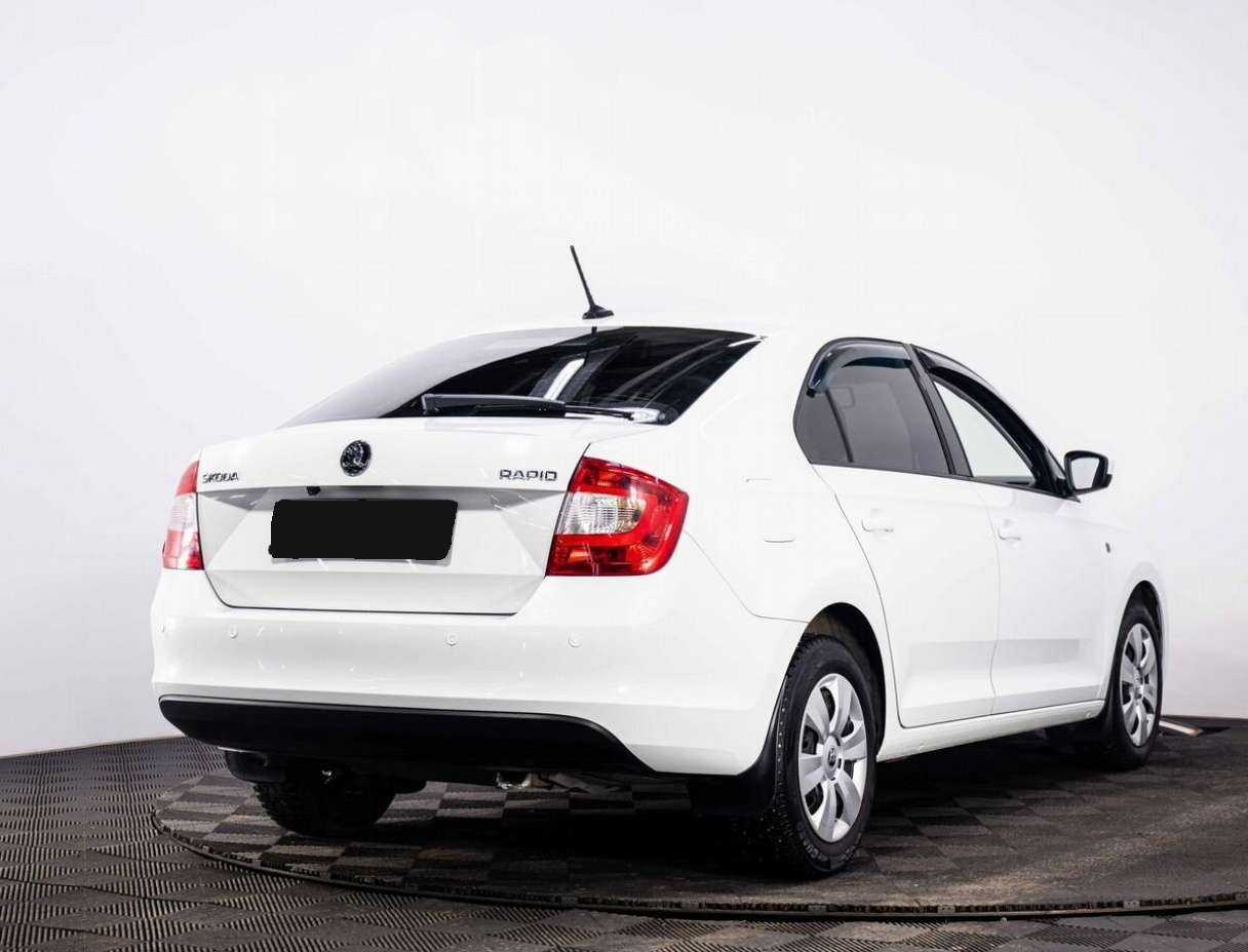Б/У Шкода Рапид 2017 года. Фото: #5