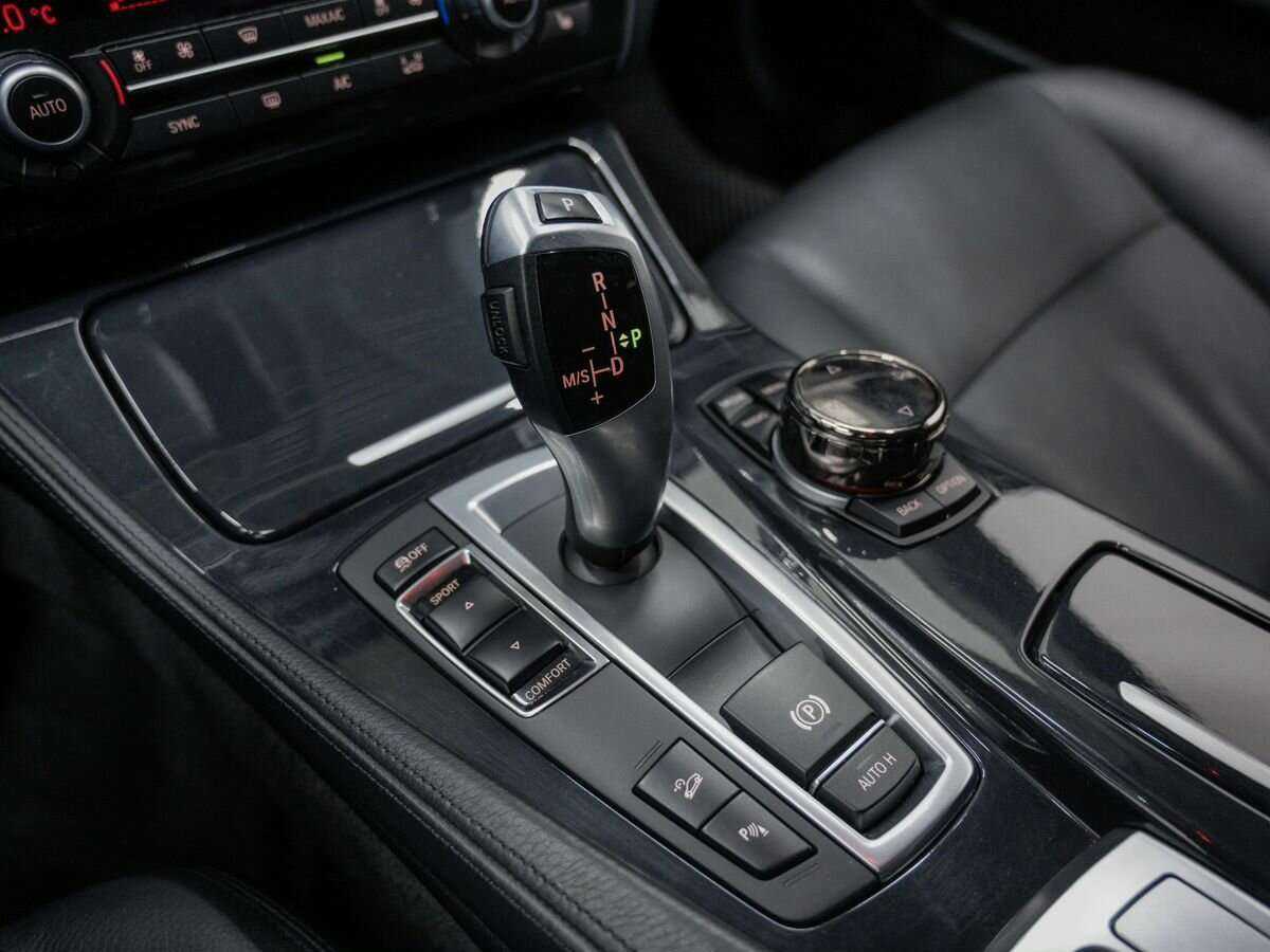 BMW 5 серии 2013 года с пробегом. Фото: #17