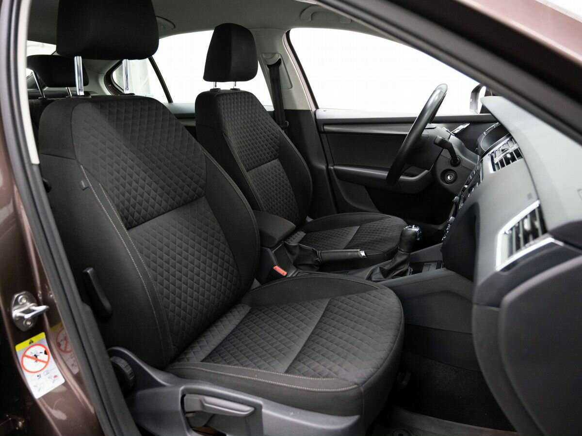 Б/У Шкода Октавия 2017 года. Фото: #10