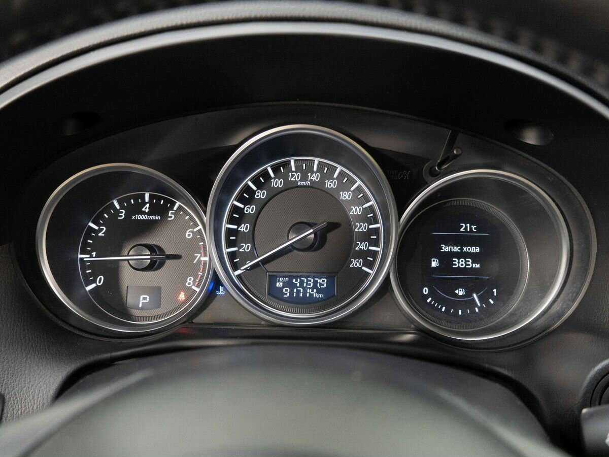 Б/У Мазда Ц-Икс-5 2016 года. Фото: #16