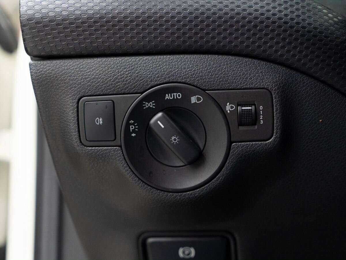 Mercedes-Benz A-Класс 2016 года с пробегом. Фото: #14