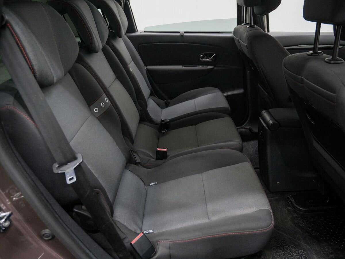 Б/У Рено Сценик 2013 года. Фото: #7