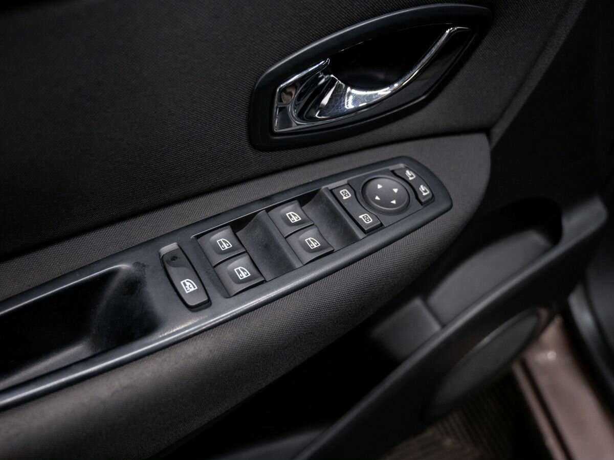 Б/У Рено Сценик 2013 года. Фото: #12