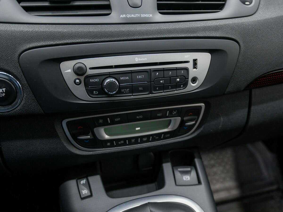 Б/У Рено Сценик 2013 года. Фото: #16