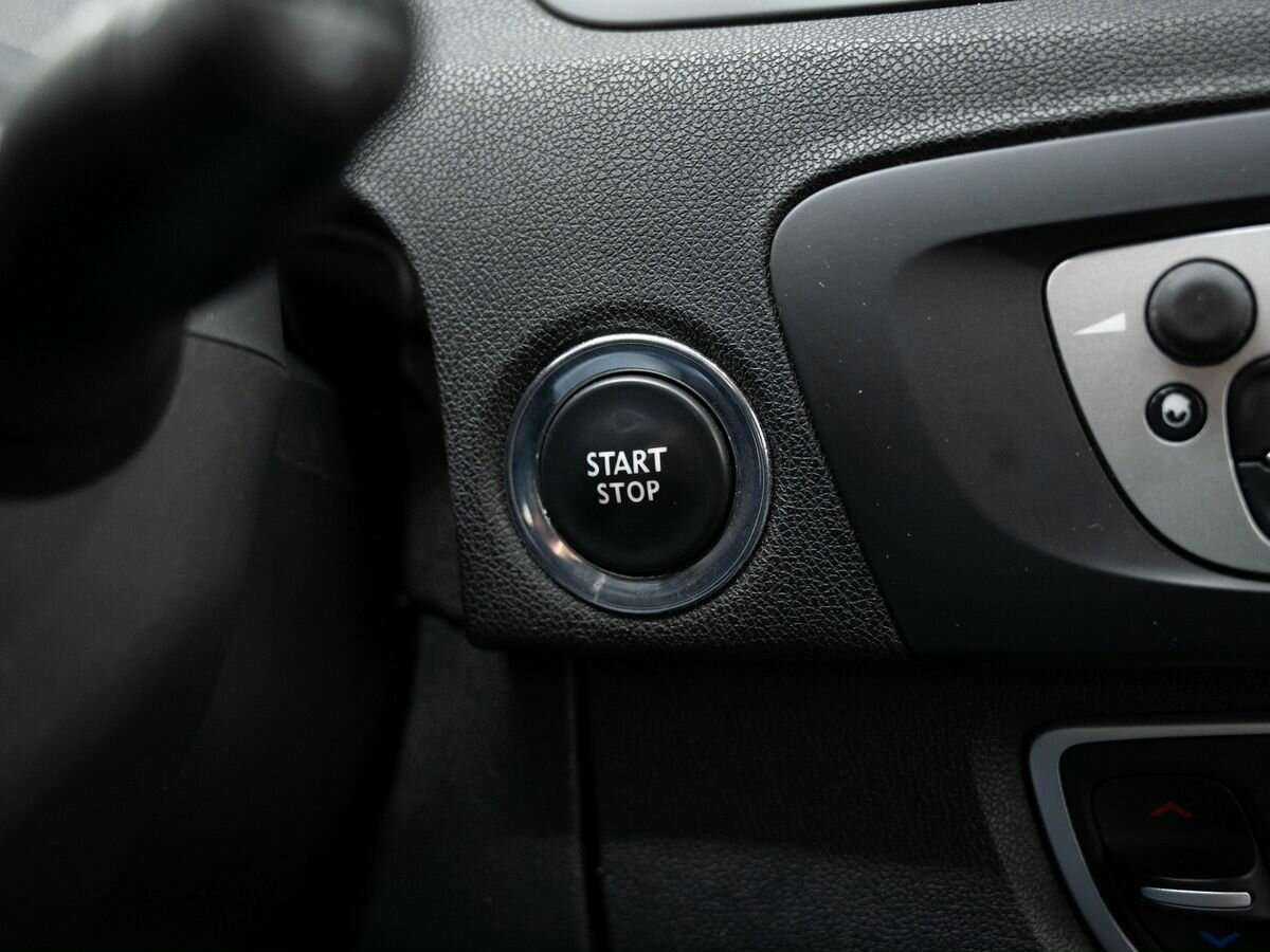 Б/У Рено Сценик 2013 года. Фото: #17