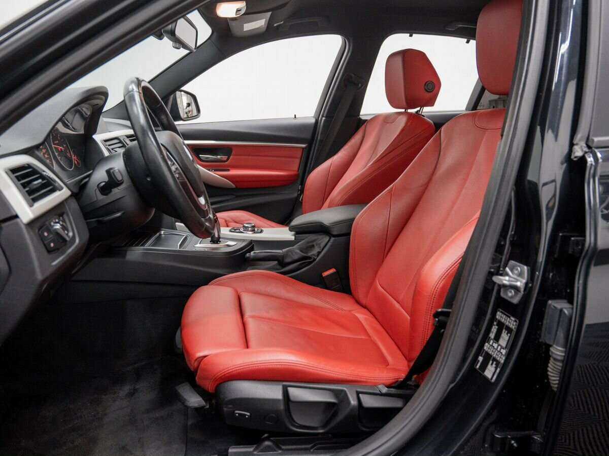 BMW 3 серии 2015 года с пробегом. Фото: #11