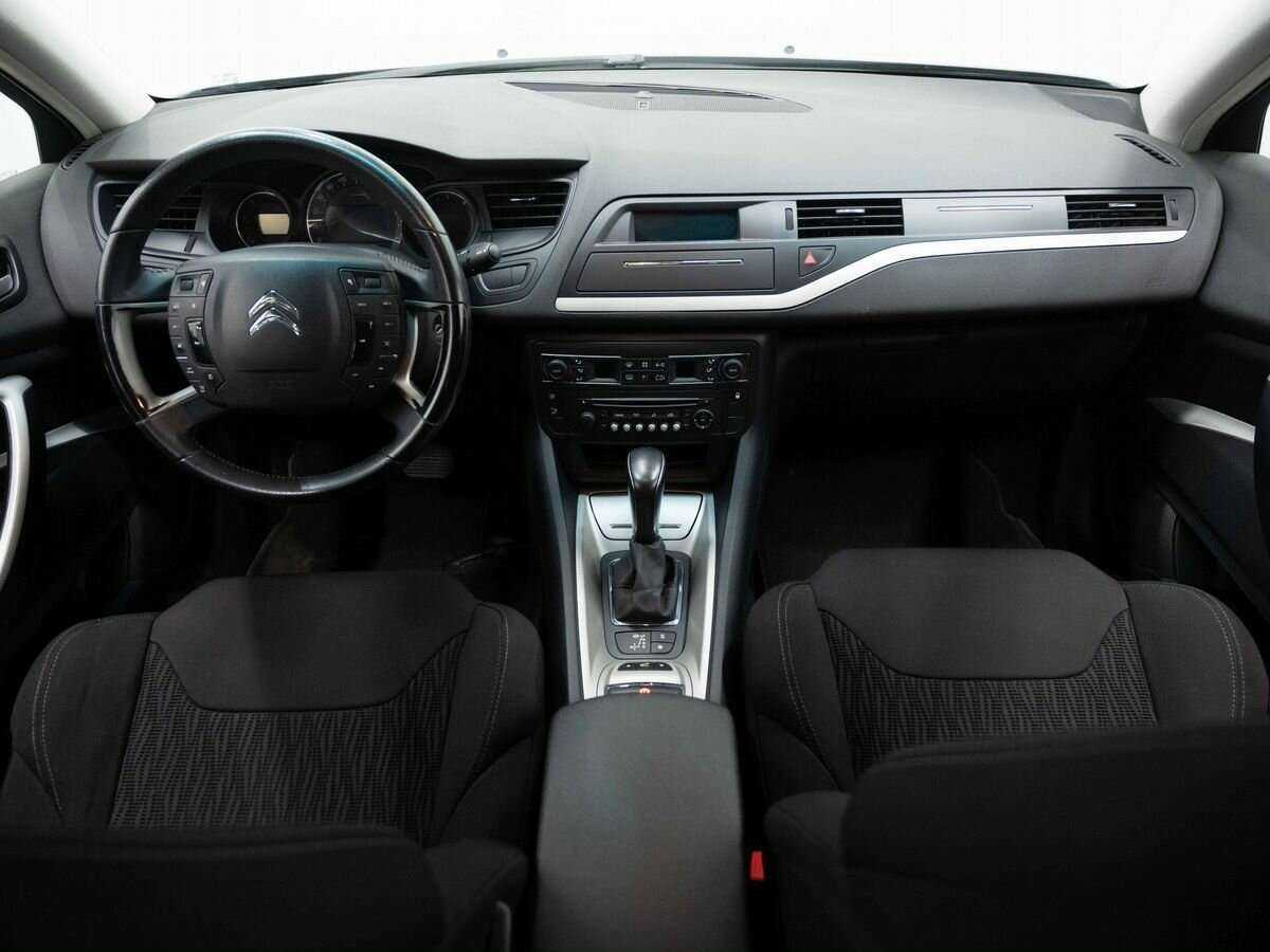 Б/У Ситроен Ц5 2012 года. Фото: #13