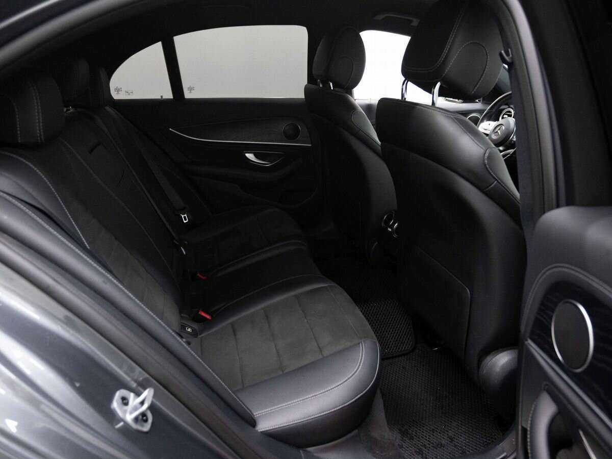 Mercedes-Benz E-Класс 2018 года с пробегом. Фото: #10