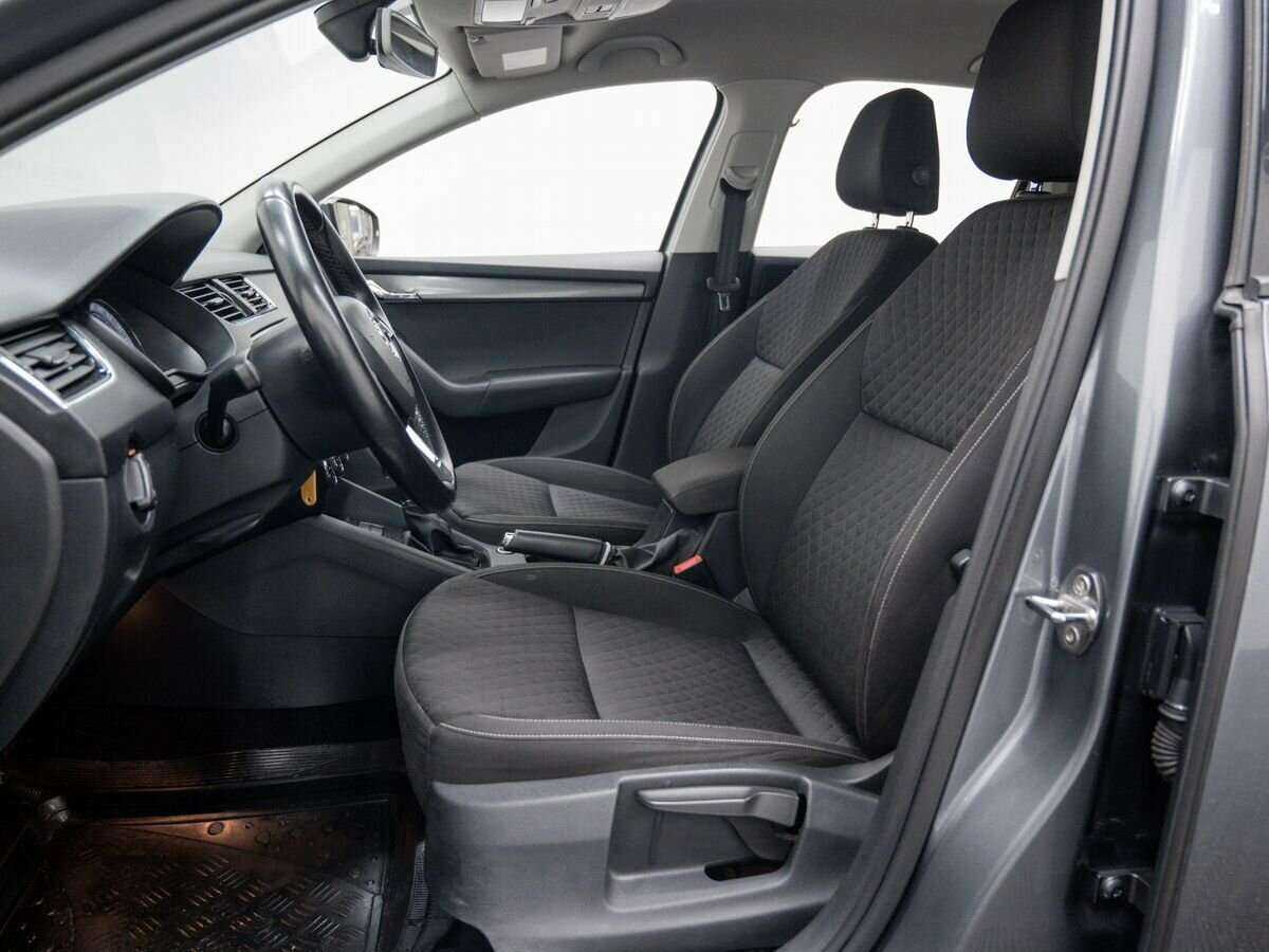 Б/У Шкода Октавия 2017 года. Фото: #10