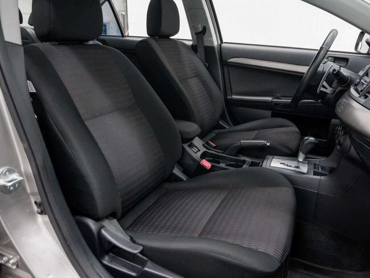 Б/У Митсубиши Лансер 2012 года. Фото: #5