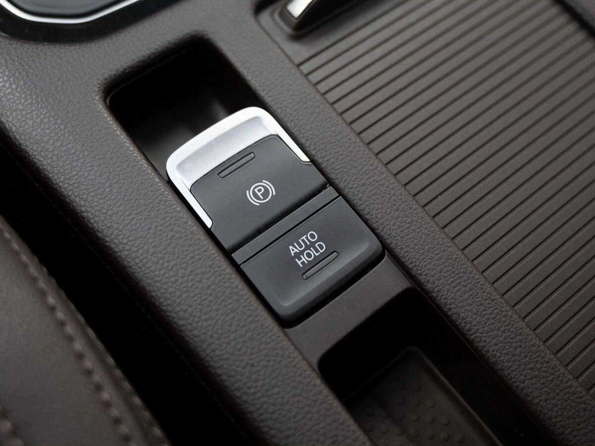 Б/У Фольксваген Пассат 2016 года. Фото: #21