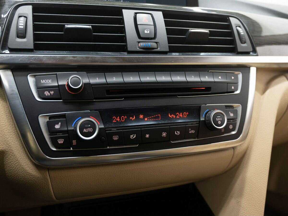 BMW 3 серии 2012 года с пробегом. Фото: #22