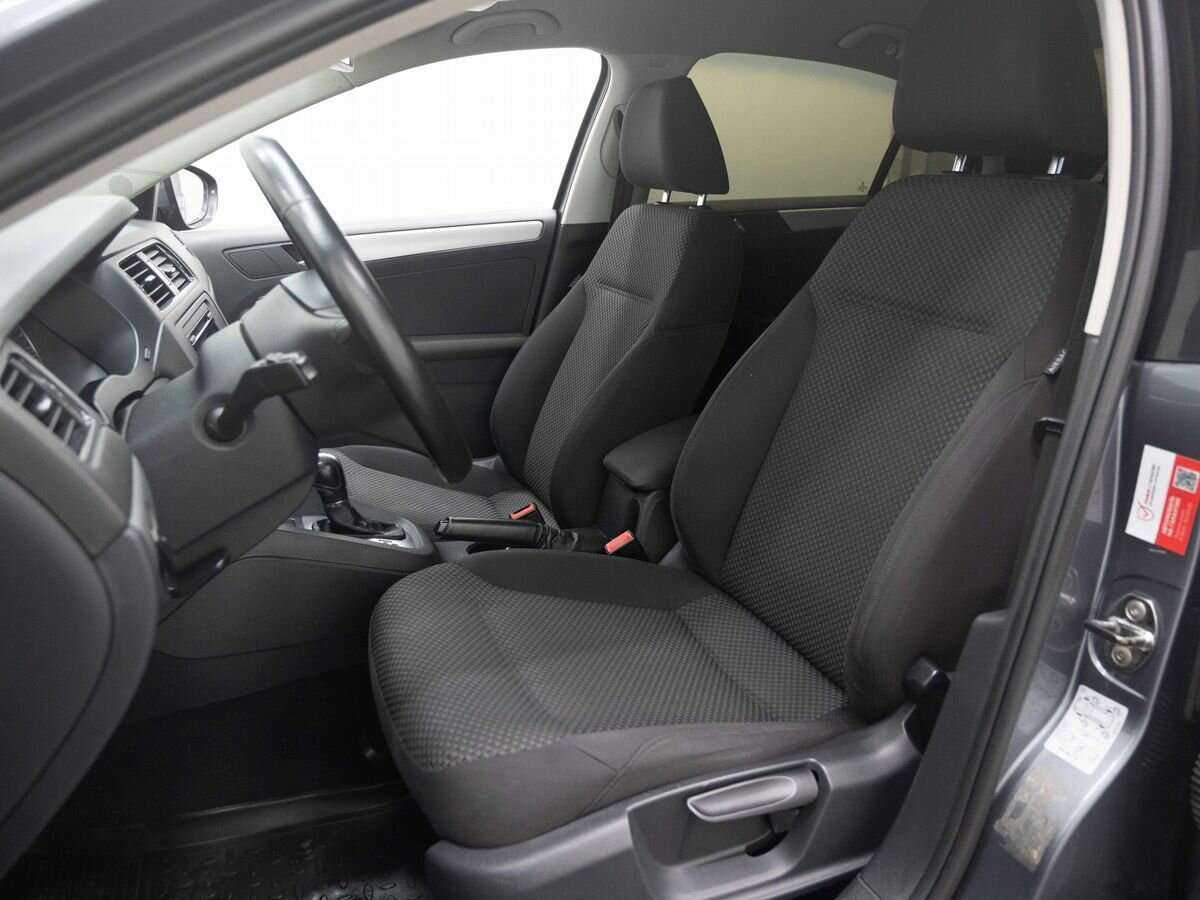 Б/У Фольксваген Джетта 2012 года. Фото: #6