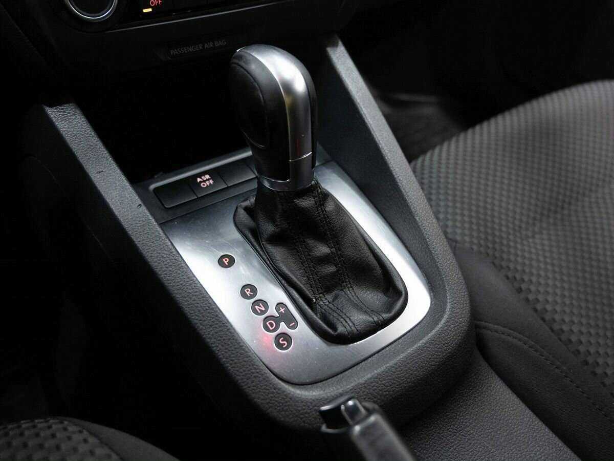 Б/У Фольксваген Джетта 2012 года. Фото: #17