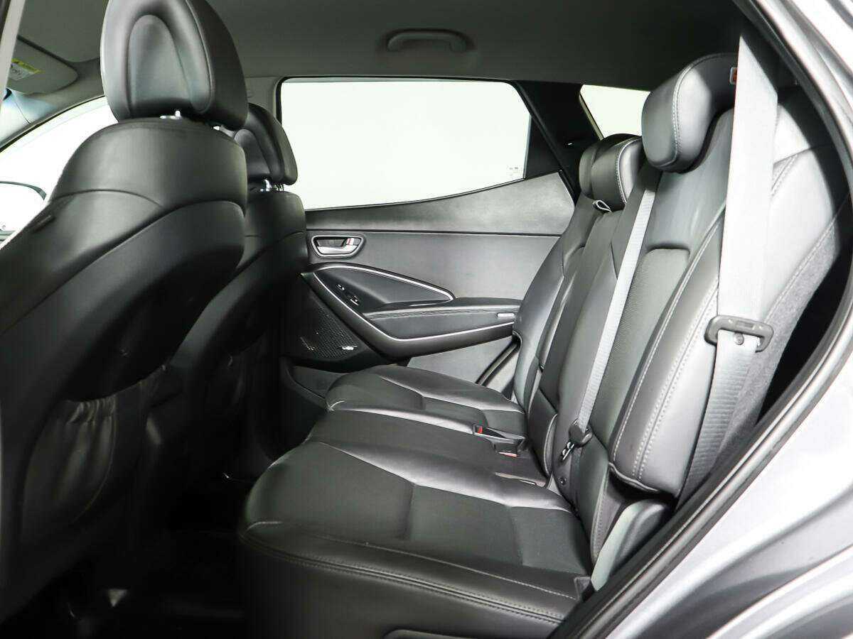 Б/У Хендай Санта Фе 2016 года. Фото: #10