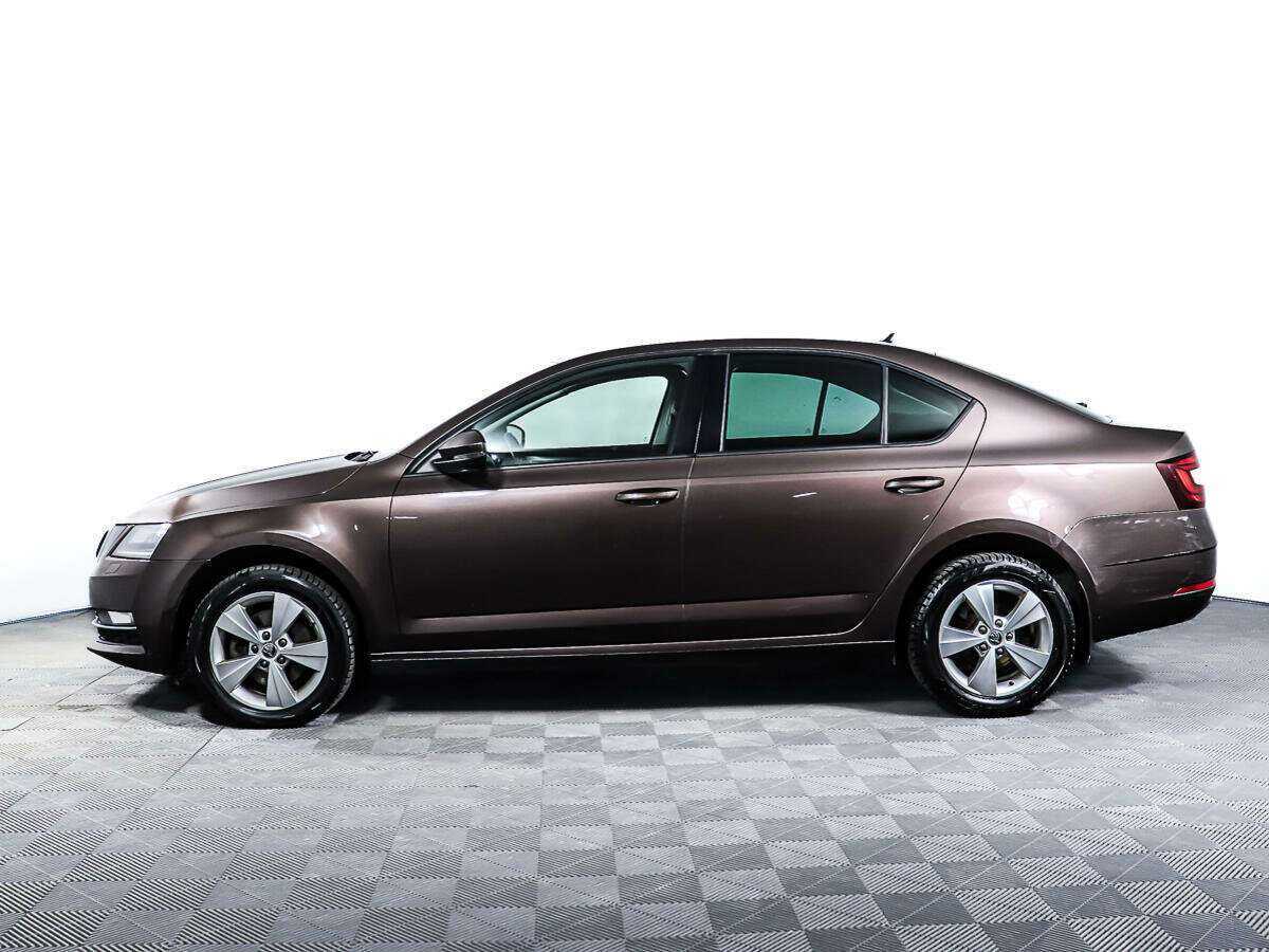 Б/У Шкода Октавия 2018 года. Фото: #7