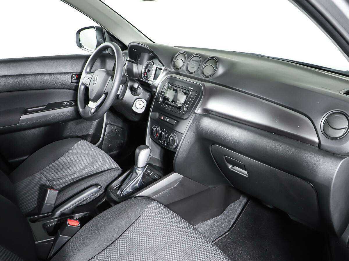 Suzuki Vitara 2021 года с пробегом. Фото: #8