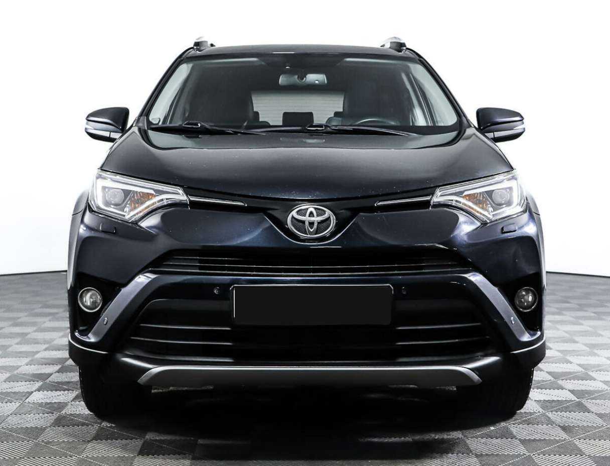 Toyota RAV4 2018 года с пробегом. Фото: #1