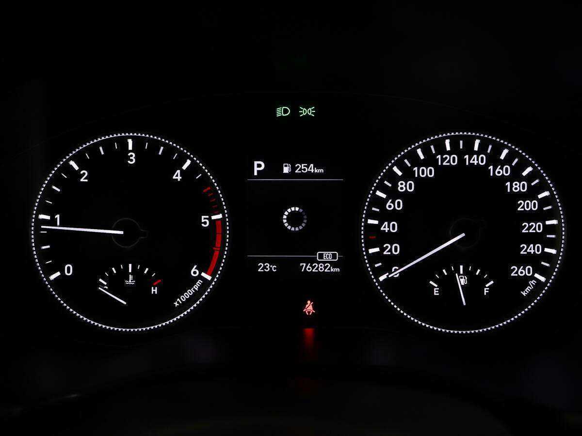 Hyundai Santa Fe 2018 года с пробегом. Фото: #13