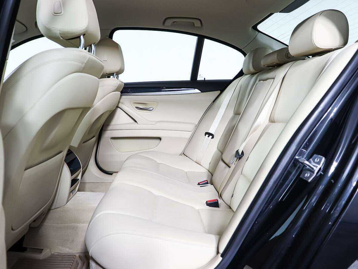 BMW 5 серии 2014 года с пробегом. Фото: #9