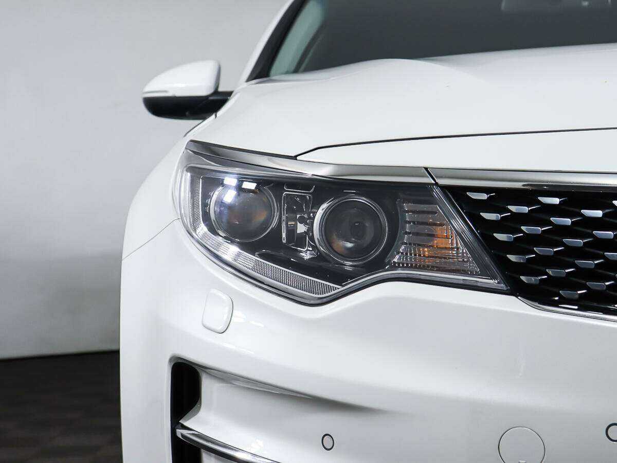 Б/У Киа Оптима 2017 года. Фото: #17