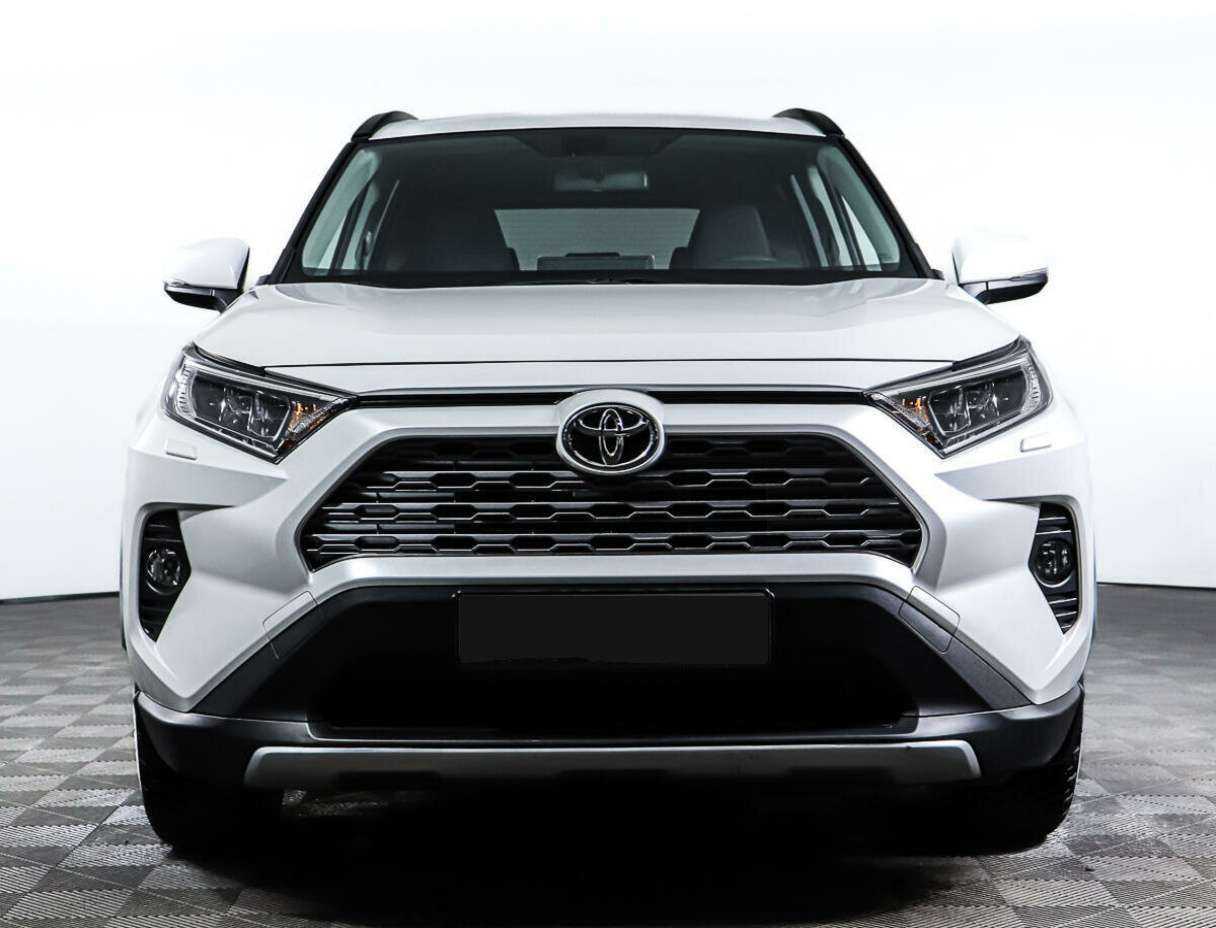 Toyota RAV4 2019 года с пробегом. Фото: #1
