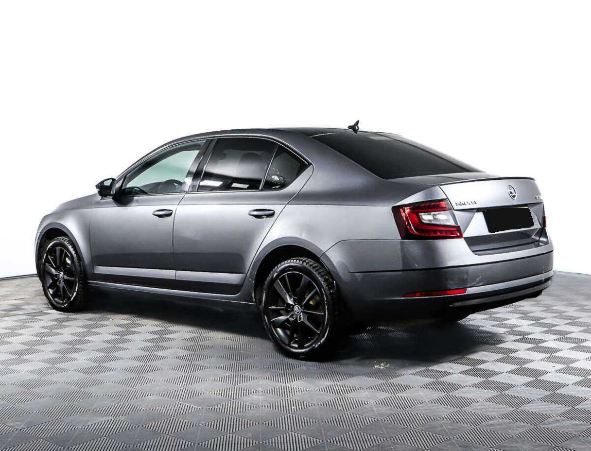 Б/У Шкода Октавия 2017 года. Фото: #6