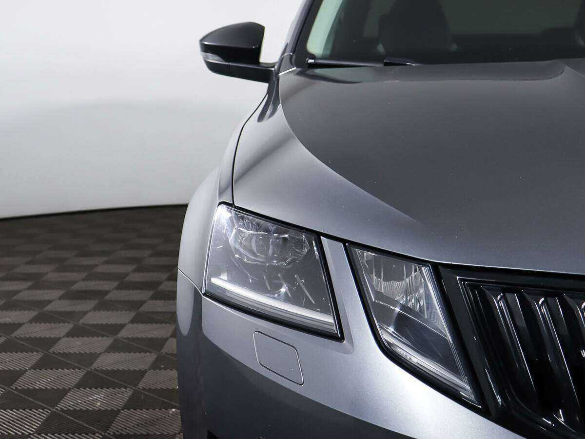 Б/У Шкода Октавия 2017 года. Фото: #23