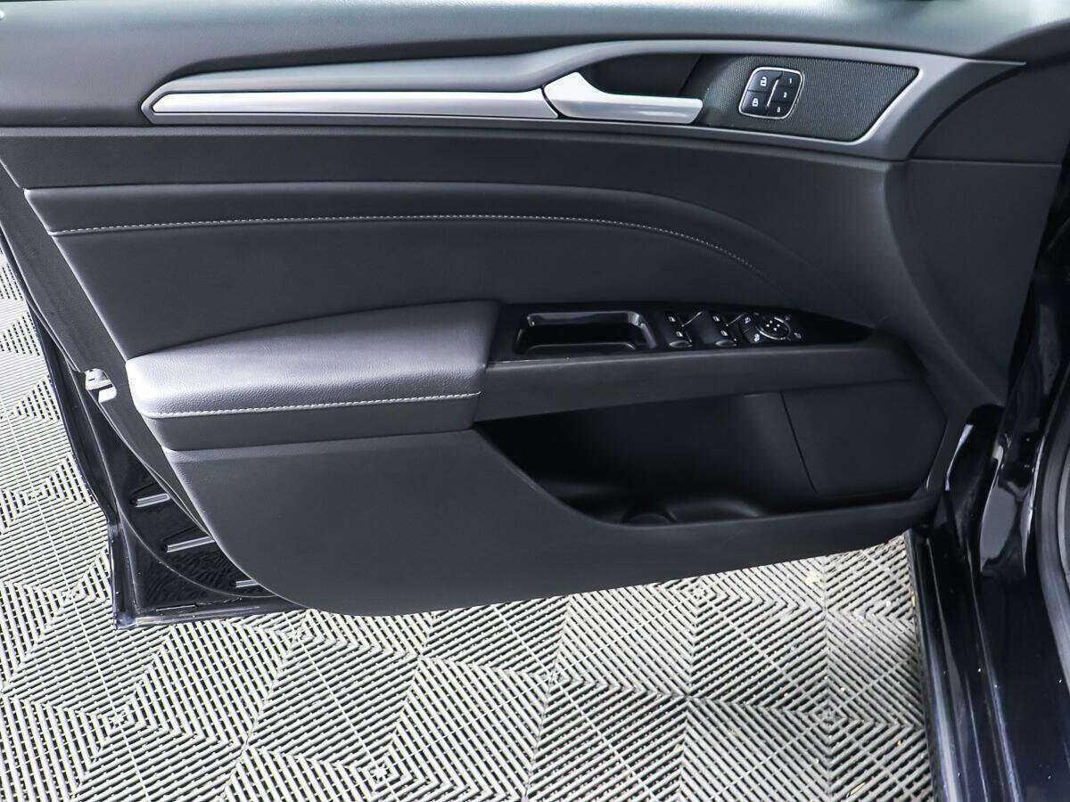 Б/У Форд Мондео 2015 года. Фото: #14