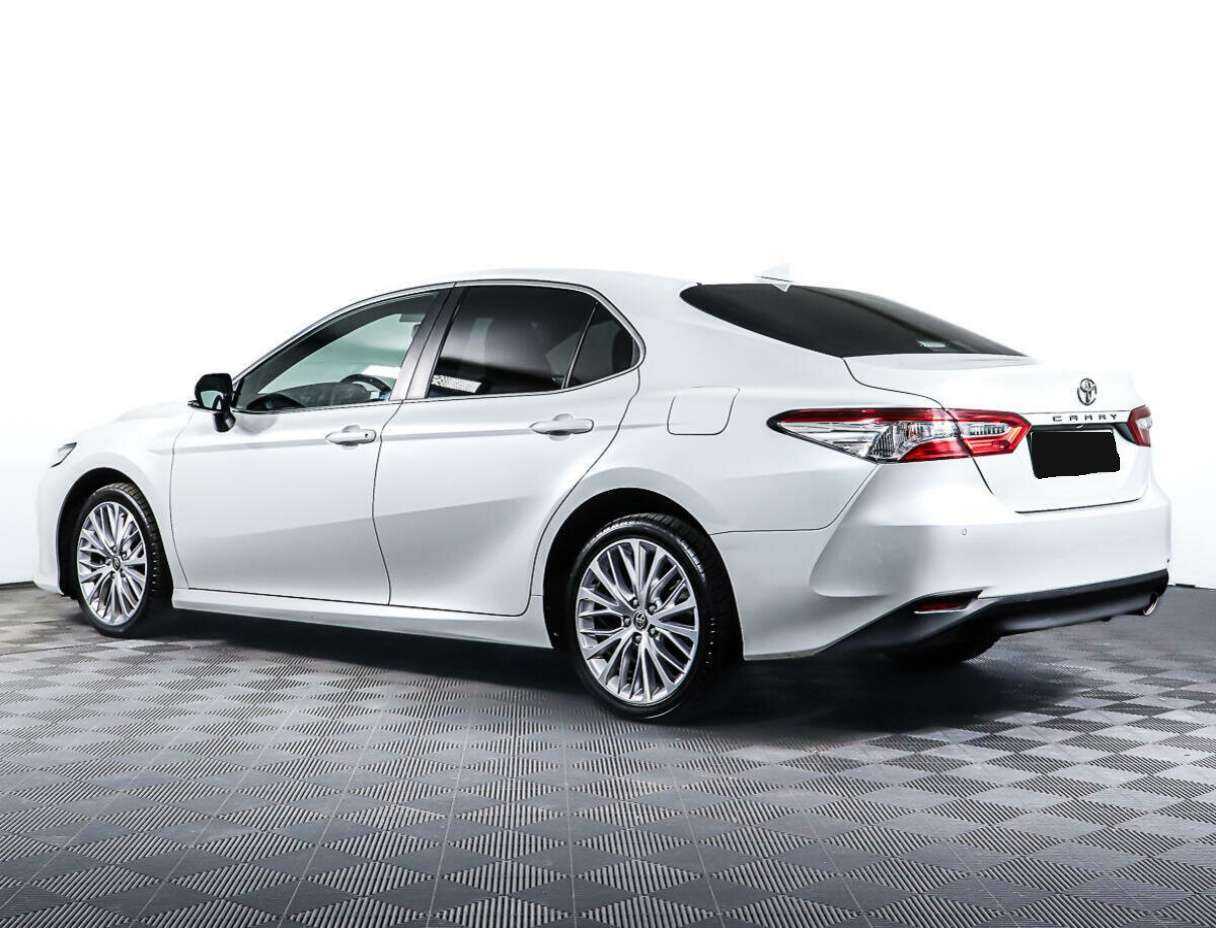 Б/У Тойота Камри 2020 года. Фото: #6