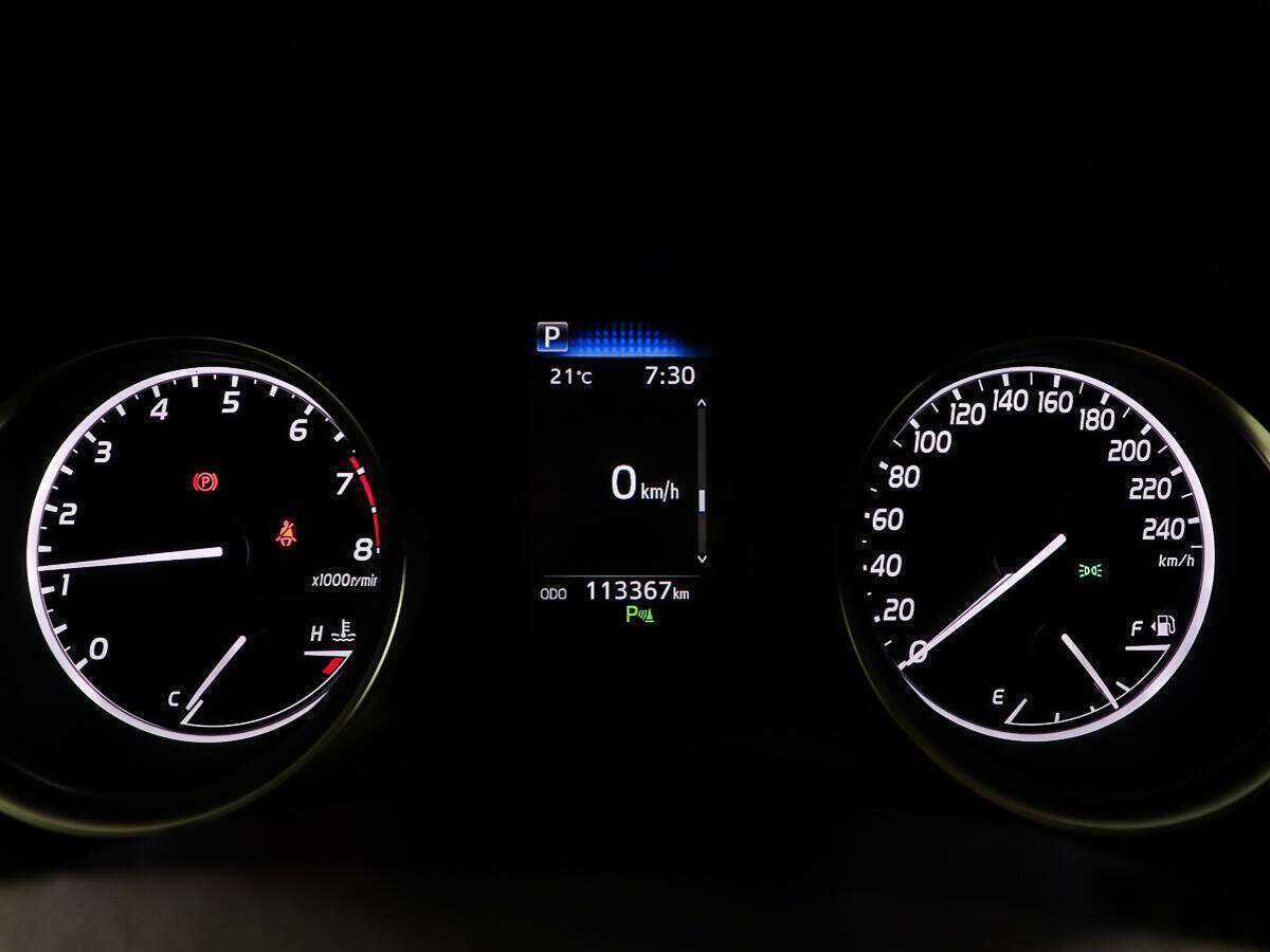 Б/У Тойота Камри 2020 года. Фото: #13