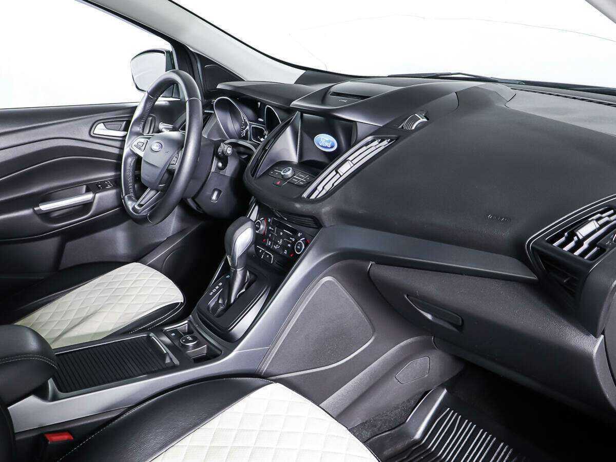 Б/У Форд Куга 2019 года. Фото: #8