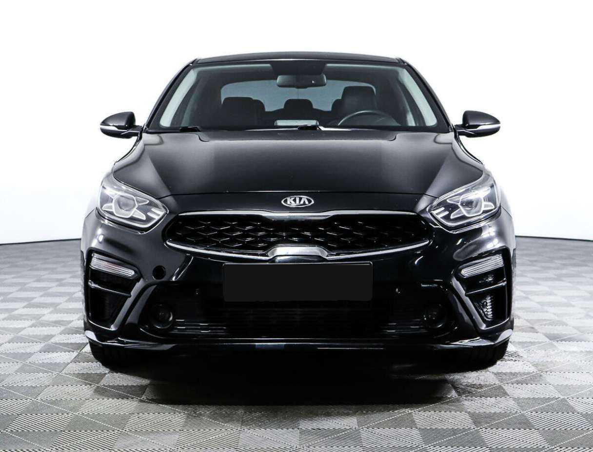 Б/У Киа Церато 2018 года. Фото: #1