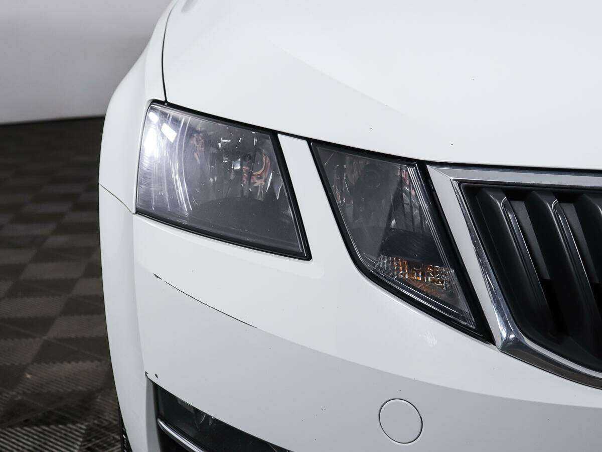 Б/У Шкода Октавия 2018 года. Фото: #22