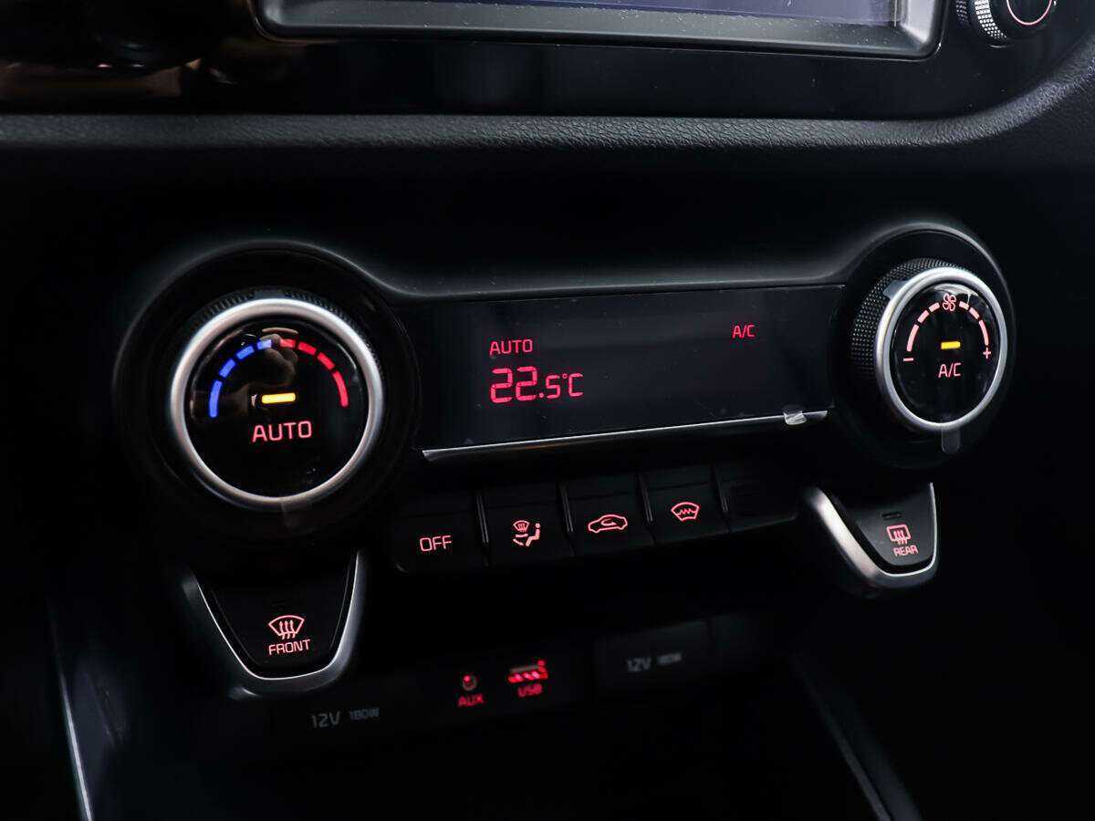 Б/У Киа Рио 2017 года. Фото: #16