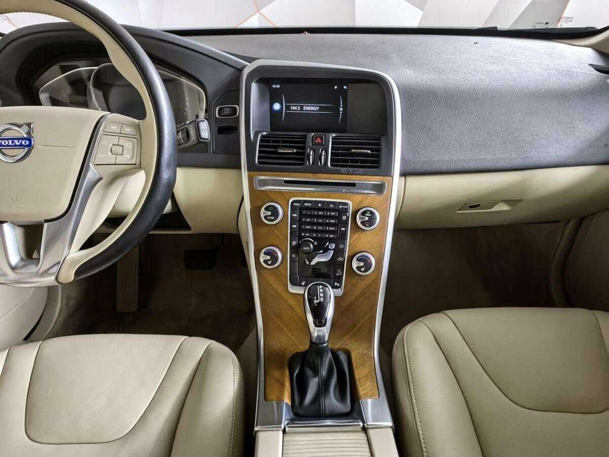 Volvo XC60 2015 года с пробегом. Фото: #11