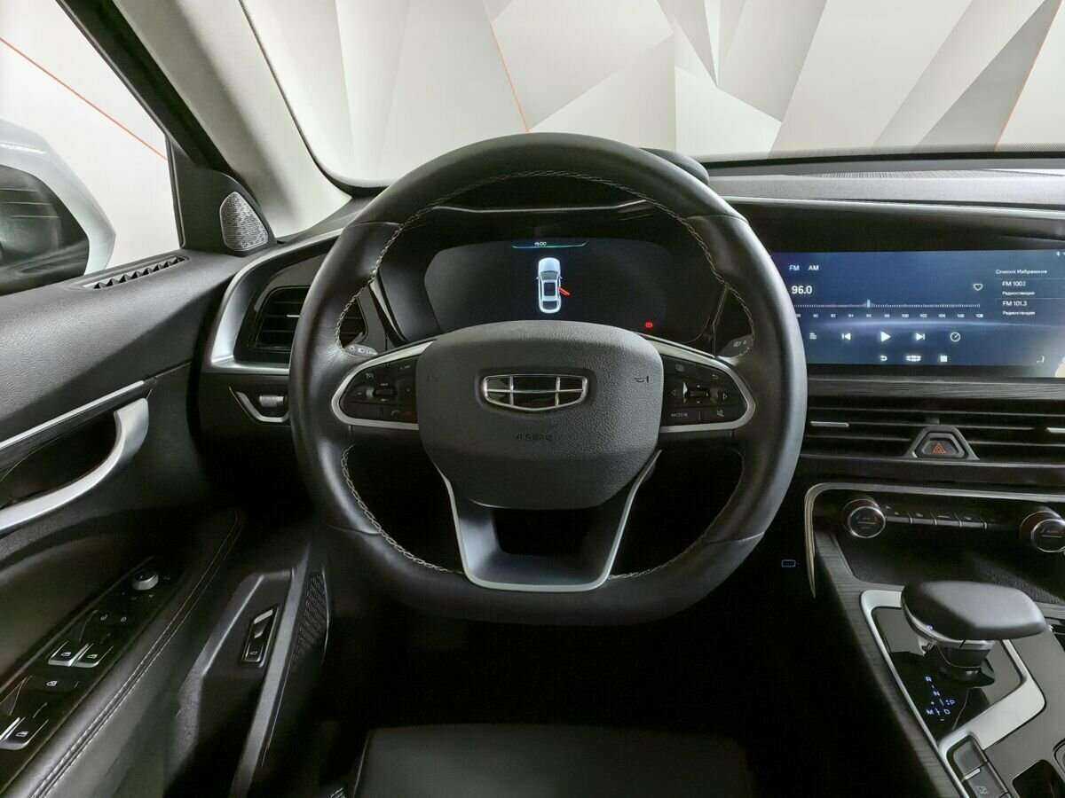 Geely Tugella 2022 года с пробегом. Фото: #13