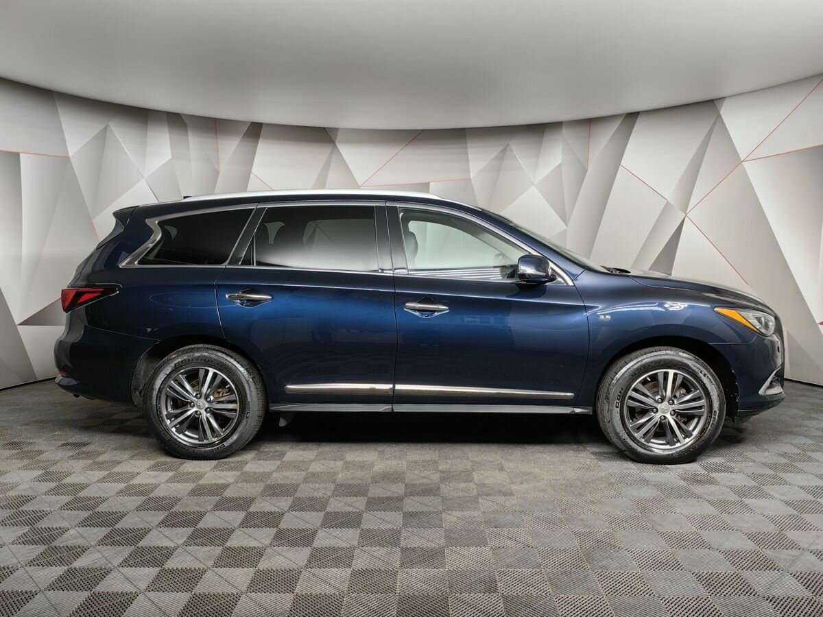 Infiniti QX60 2018 года с пробегом. Фото: #5