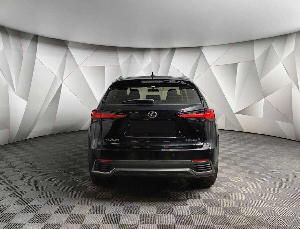 Lexus NX 2018 года с пробегом. Фото: #7