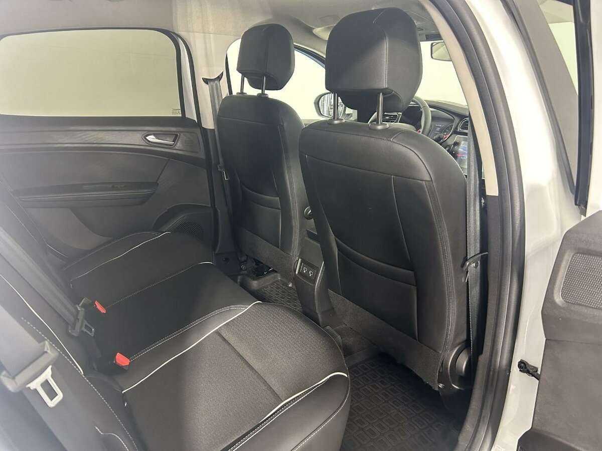 Б/У Рено Аркана 2021 года. Фото: #15